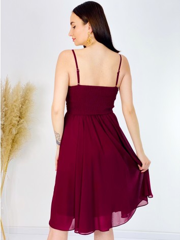 Dámske bordové elegantné spoločenské šaty v áčkovom strihu