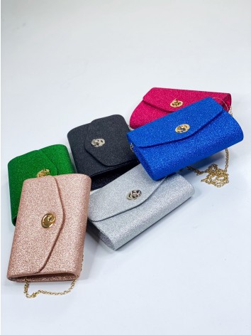 Dámska čierna trblietavá spoločenská kabelka s remienkom