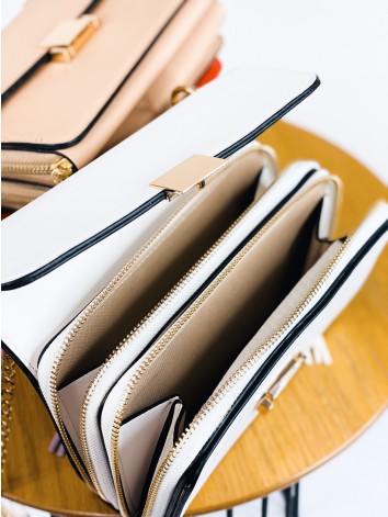 Dámska malá kabelka s remienkom a dvoma priehradkami - cyklamenová