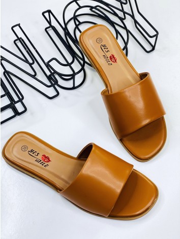 Dámske camel nízke šľapky Venus