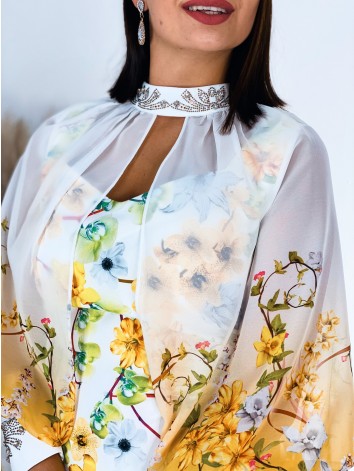 Dámske spoločenské šaty s kvetovanou potlačou pre moletky a prehozom