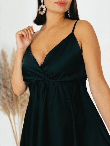 Dámske krátke saténové šaty na ramienka - čierne