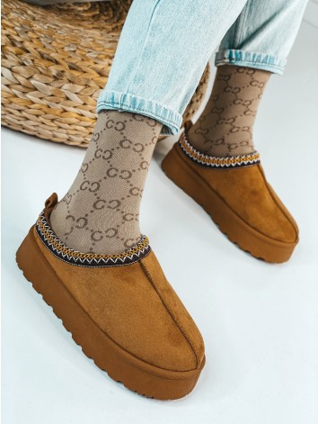 Dámske zateplené nízke čižmy na platforme - hnedé