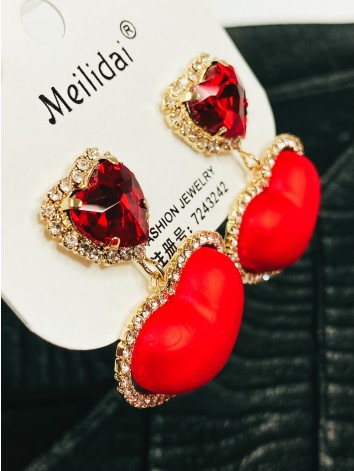 Dámske matné zlato-červené náušnice LOVE