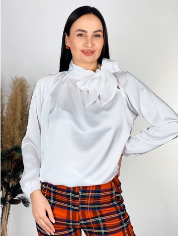 Dámska saténová biela blúzka s mašľou