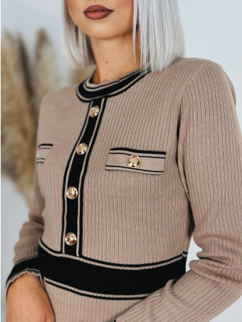 Dámske úpletové šaty CHANELA so zlatými gombíkmi - hnedé