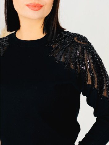 Dámsky čierny sveter s kamienkami na ramenách