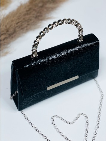 Čierna spoločenská kabelka s ozdobnými kamienkami a remienkom