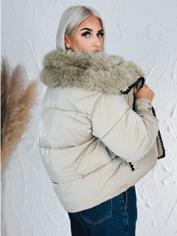 Dámska béžová prešívaná zimna bunda s kožušinou