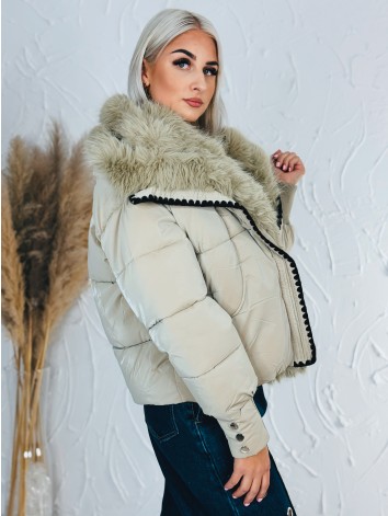 Dámska béžová prešívaná zimna bunda s kožušinou