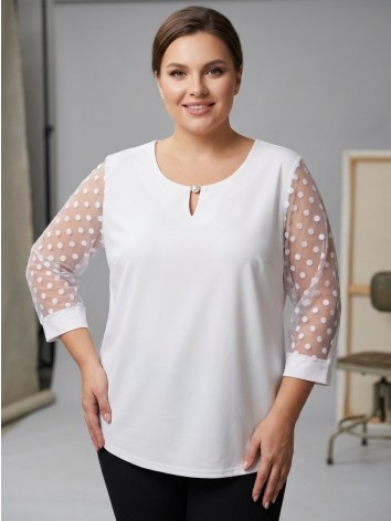 Dámska biela blúzka s bodkovanými rukávmi pre moletky