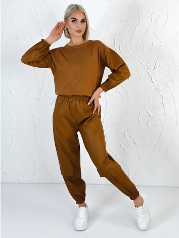 Dámska camel exkluzívna koženková súprava s našitými vreckami