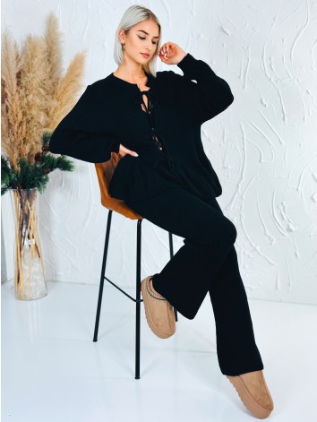 Dámska čierna pletená súprava nohavice + svetrík s viazaním