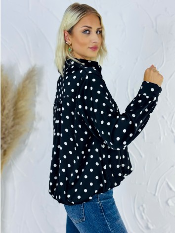 Dámska čierna saténová blúzka s bodkami | Elegantná košeľa s golierom a manžetami