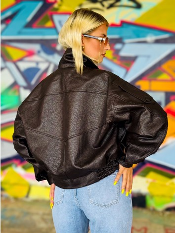 Dámska čokoládová oversized koženka so štruktúrou