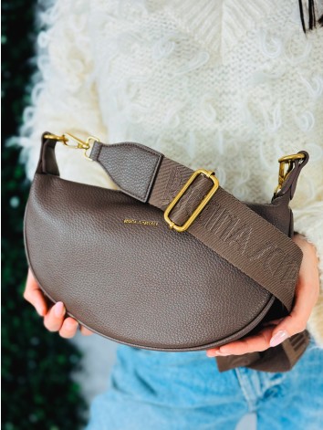 Dámska crossbody kabelka s nastaviteľným popruhom - sivo hnedá