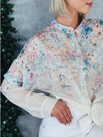 Dámska modrá kvetovaná blúzka s gombíkmi