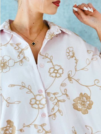 Dámska ružová oversize blúzka s nášivkami