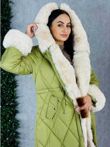 Dámska zimná prešívaná bunda s ozdobnou kožušinou - zelená