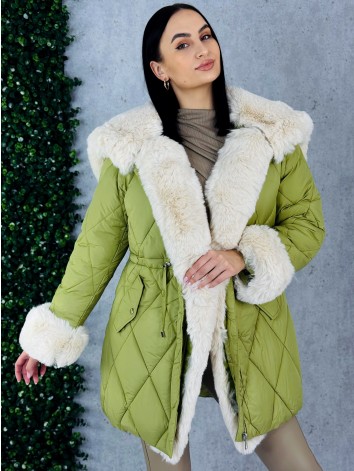 Dámska zimná prešívaná bunda s ozdobnou kožušinou - zelená