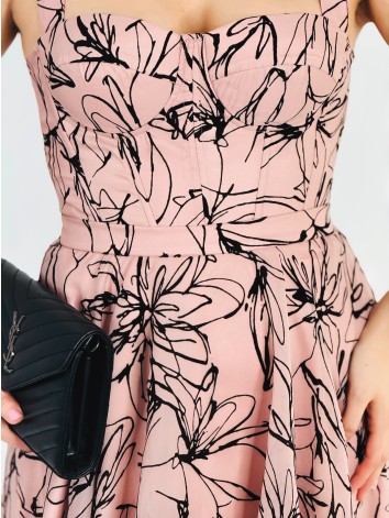 Dámske áčkové midi spoločenské šaty so zamatovou potlačou - staroružové