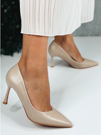 Dámske béžové matné lodičky na nízkom opätku