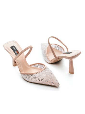 Dámske béžové sandále s kamienkami na nízkom opätku Plora