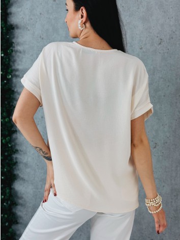 Dámske béžové tričko s kvetovanou aplikáciou a perlami