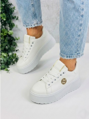 Dámske biele koženkové tenisky na vyvýšenej platforme