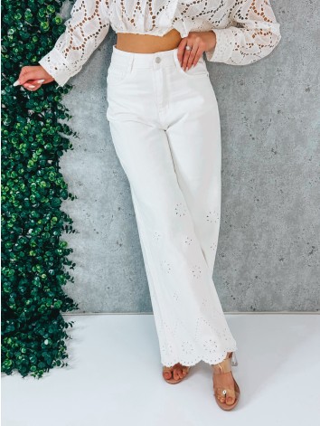 Dámske biele madeira široké rifle s výšivkou