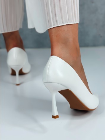 Dámske biele matné lodičky na nízkom opätku