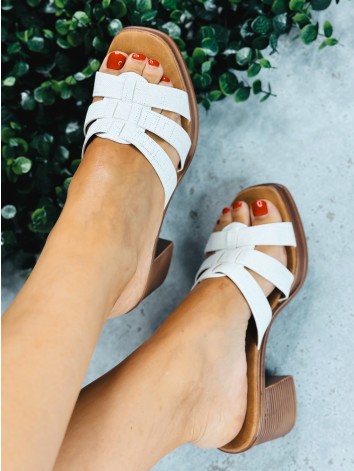 Dámske biele šľapky s hrubým opätkom Lorera