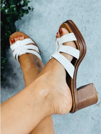 Dámske biele šľapky s hrubým opätkom Lorera