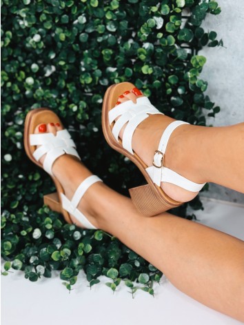 Dámske biele šľapky s hrubým opätkom Miia