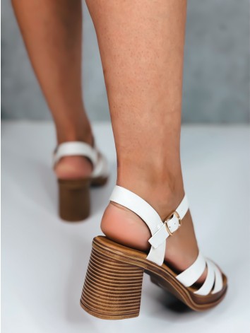 Dámske biele šľapky s hrubým opätkom Miia