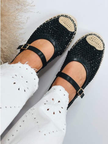 Dámske čierne espadrilky s remienkom a kamienkami
