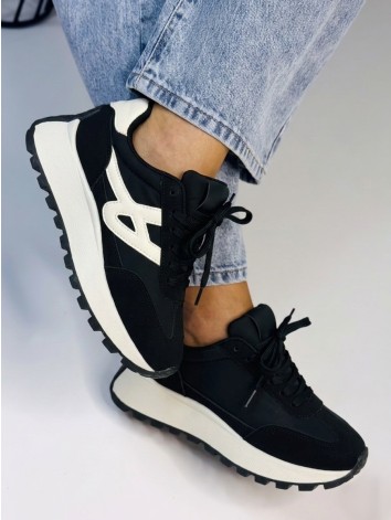 Dámske čierne štýlové tenisky na vysokej platforme