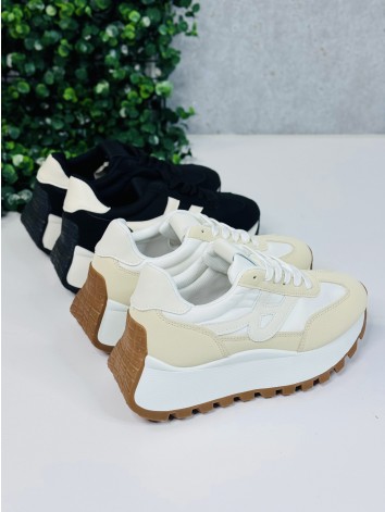 Dámske čierne štýlové tenisky na vysokej platforme