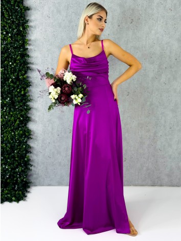 Dámske dlhé fialové spoločenské šaty na ramienka s rázporkom