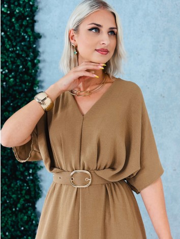 Dámske dlhé hnedé elegantné šaty s opaskom a véčkovm výstrihom