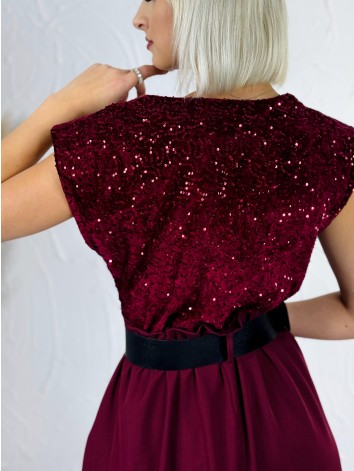 Dámske dlhé šaty Midnight s flitrovaným vrchom a čiernym opaskom - bordové