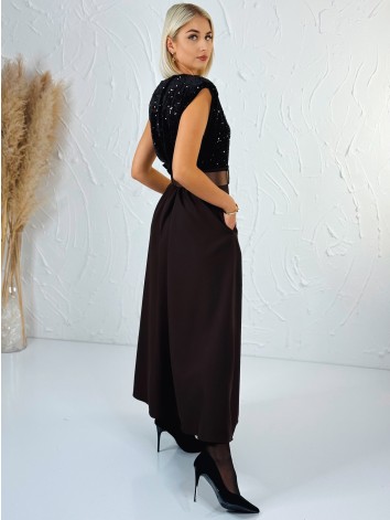 Dámske dlhé šaty s flitrovaným vrchom a hnedým opaskom - hnedé