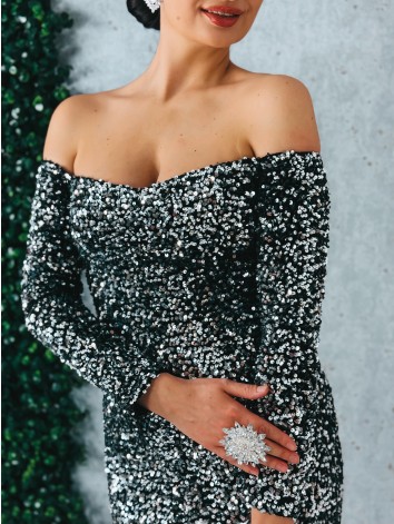 Dámske dlhé strieborno-čierne spoločenské šaty s flitrami a dlhými rukávmi