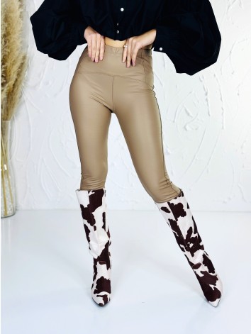 Dámske elastické koženkové push-up legíny ELEN - béžové 26