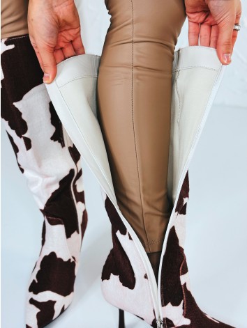 Dámske elastické koženkové push-up legíny ELEN - svetlo hnedé 103