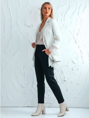 Dámske elegantné maslové oversize sako s čipkou