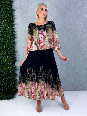 Dámske elegantné midi plisované šaty s kvetovanou potlačou aj pre moletky - čierne