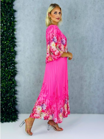 Dámske elegantné midi plisované šaty s kvetovanou potlačou aj pre moletky - fuksiové
