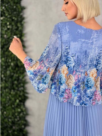 Dámske elegantné midi plisované šaty s kvetovanou potlačou aj pre moletky - modré