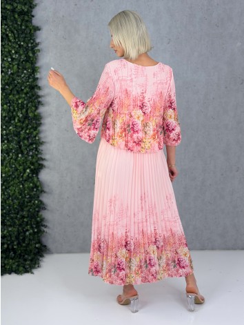 Dámske elegantné midi plisované šaty s kvetovanou potlačou aj pre moletky - ružové